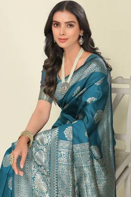 Blue Woven Silk Blend Saree With Blouse 5