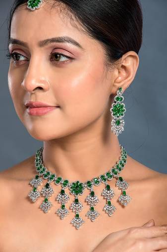 Green Bridal CZ Necklace set with maangtikka
