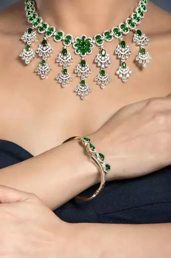 Green Bridal CZ Necklace set with maangtikka