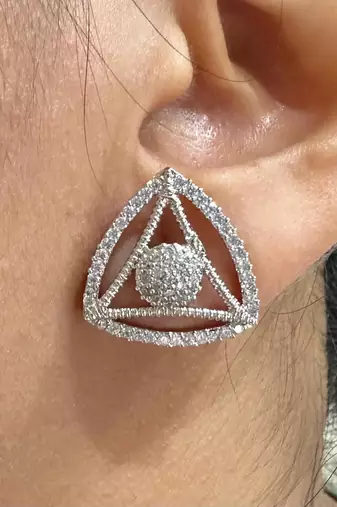 Triangle cz ear studs dailywear