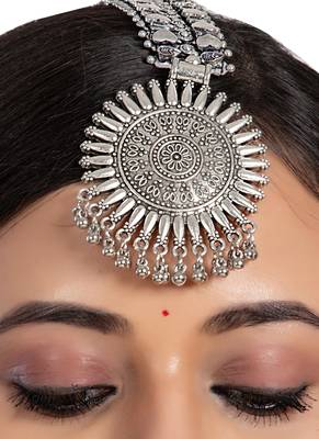 Oxidised maangtikka 2