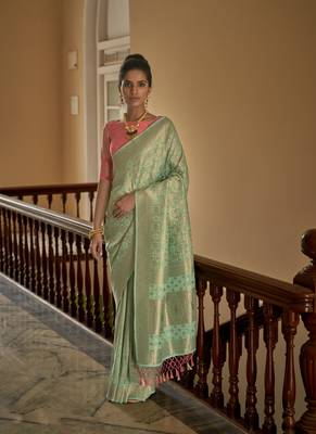Light green Crape Weaving With Beautifull Tussles Designer Saree 1