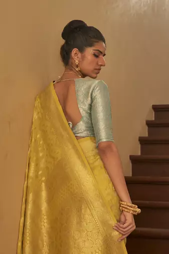 Mustard Weaving With Beautifull Tussles Designer Saree