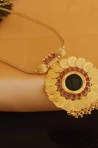 Gold plated kasu palakka necklace