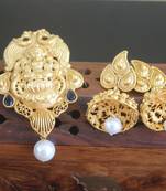 Temple lakshmi matte finish pendant set