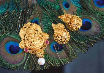Temple lakshmi matte finish pendant set 2
