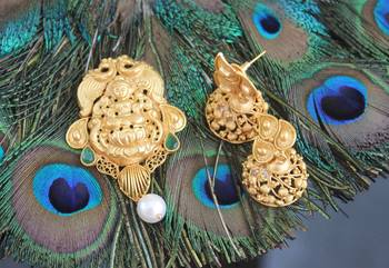 Temple lakshmi matte finish pendant set 2