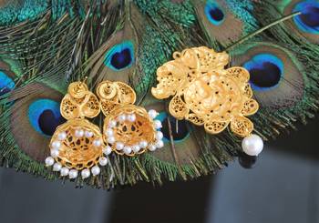 Matte finish temple lakshmi pendant set 4