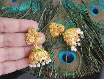 Matte finish temple lakshmi pendant set 3