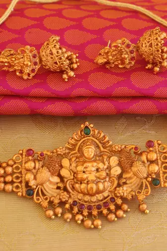 Matte finish temple lakshmi choker necklace set