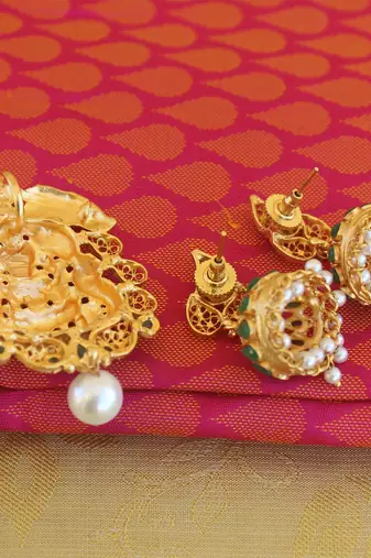 Lakshmi temple matte finish pendant set