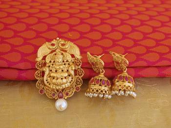 Lakshmi temple matte finish pendant set 1