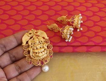 Lakshmi temple matte finish pendant set 2