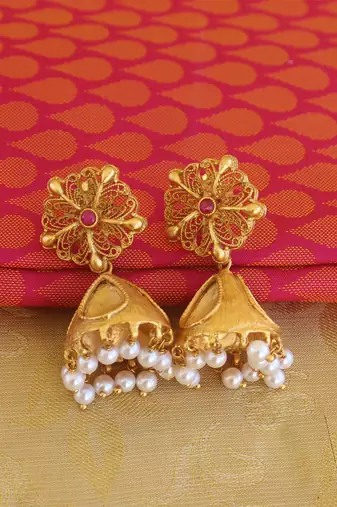 Pink color matte finish temple lakshmi pendant set