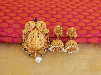 Temple lakshmi blue color matte finish pendant set 1