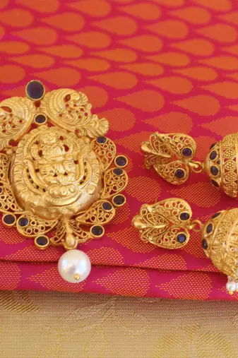 Temple lakshmi blue color matte finish pendant set