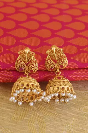 Temple lakshmi pink color matte finish pendant set