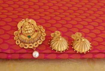 matte finish temple lakshmi pendant set 2