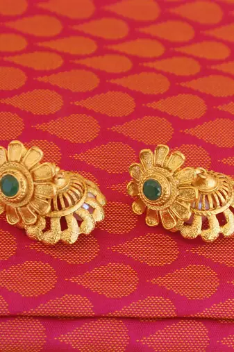 Radha krishna matte finish pendant set
