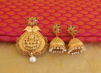 Peacock temple lakshmi matte finish pendant set 1