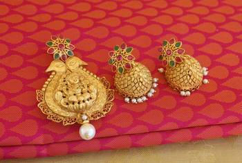 Peacock temple lakshmi matte finish pendant set 4