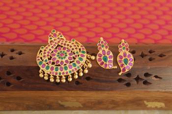 Matte finish ruby peacock pendant set 1
