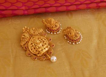 Matte finish peacock temple lakshmi pendant set 4