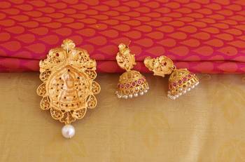 Matte finish peacock temple lakshmi pendant set 5