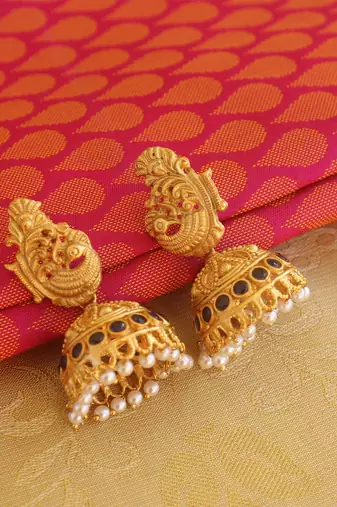 Matte finish peacock temple lakshmi pendant set