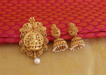 Matte finish peacock temple lakshmi pendant set 1