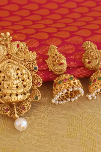 Matte finish peacock temple lakshmi pendant set