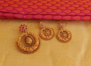 Matte finish kempu pendant set 3