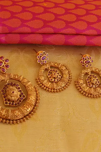 Matte finish kempu pendant set