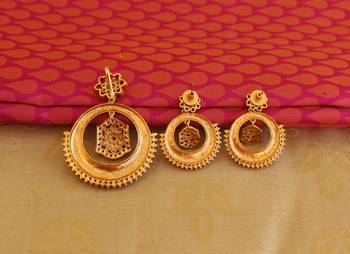 Matte finish kempu pendant set 5