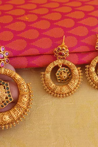 Matte finish kempu pendant set