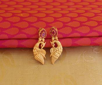 Mango shape matte finish peacock pendant set 2