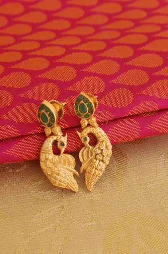 Mango shape matte finish peacock pendant set