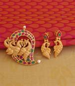 Mango shape matte finish peacock pendant set