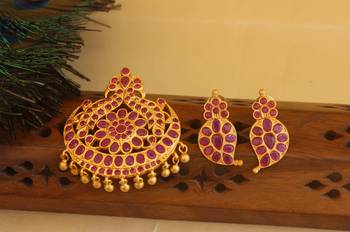 Matte finish ruby peacock pendant set 3