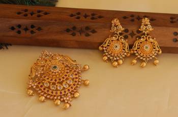 Cz stone matte finish peacock pendant set 2