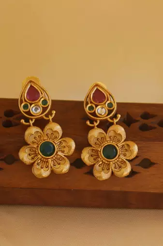 matte finish pendant set