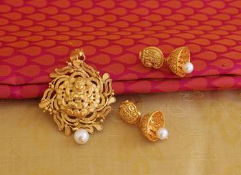 matte finish temple lakshmi pendant set 1
