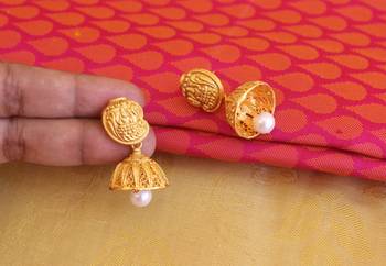 matte finish temple lakshmi pendant set 3