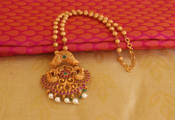 Matte finish kempu peacock necklace 1