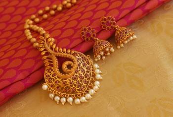 Stylish matte finish necklace set 3