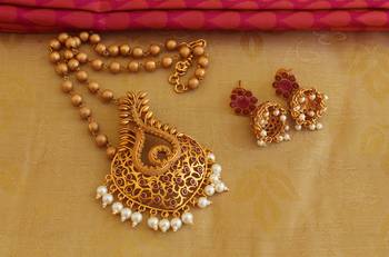 Stylish matte finish necklace set 5