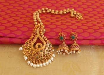Stylish matte finish necklace set 1