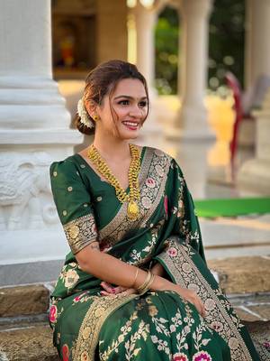 Soft banarasi silk blend saree with zari weaving meenakari design 4