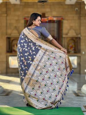 Soft banarasi silk blend saree with zari weaving meenakari design 3