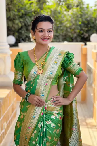 Soft banarasi silk blend saree with zari weaving meenakari design